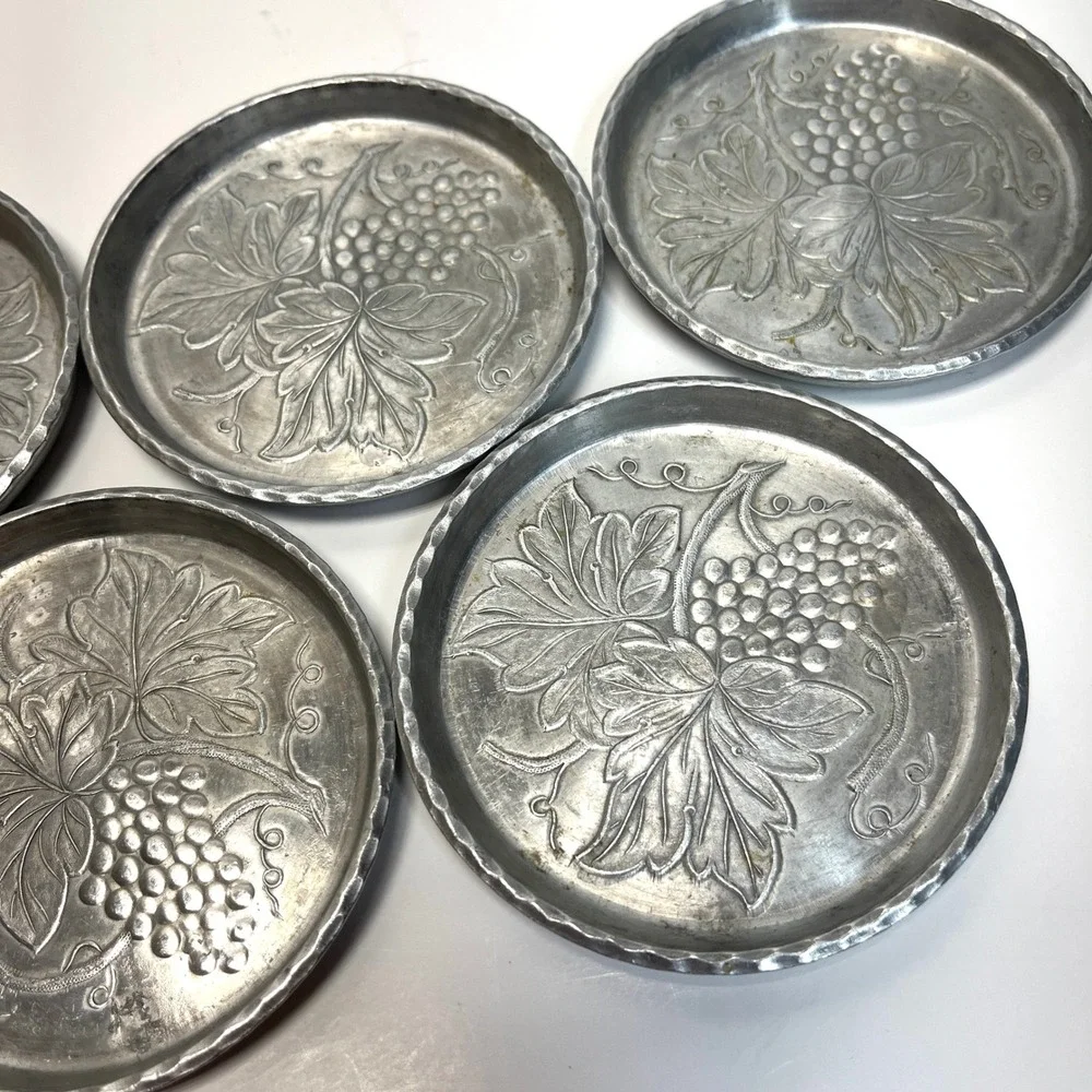 Lot of 6 Vintage Everlast Forged Aluminum Grape Leaf Vine Hand Hammered Coasters